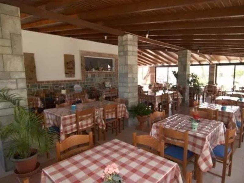 Ionikos Hotel Кефалос Экстерьер фото