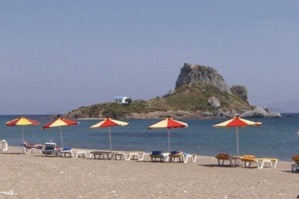 Ionikos Hotel Кефалос Экстерьер фото